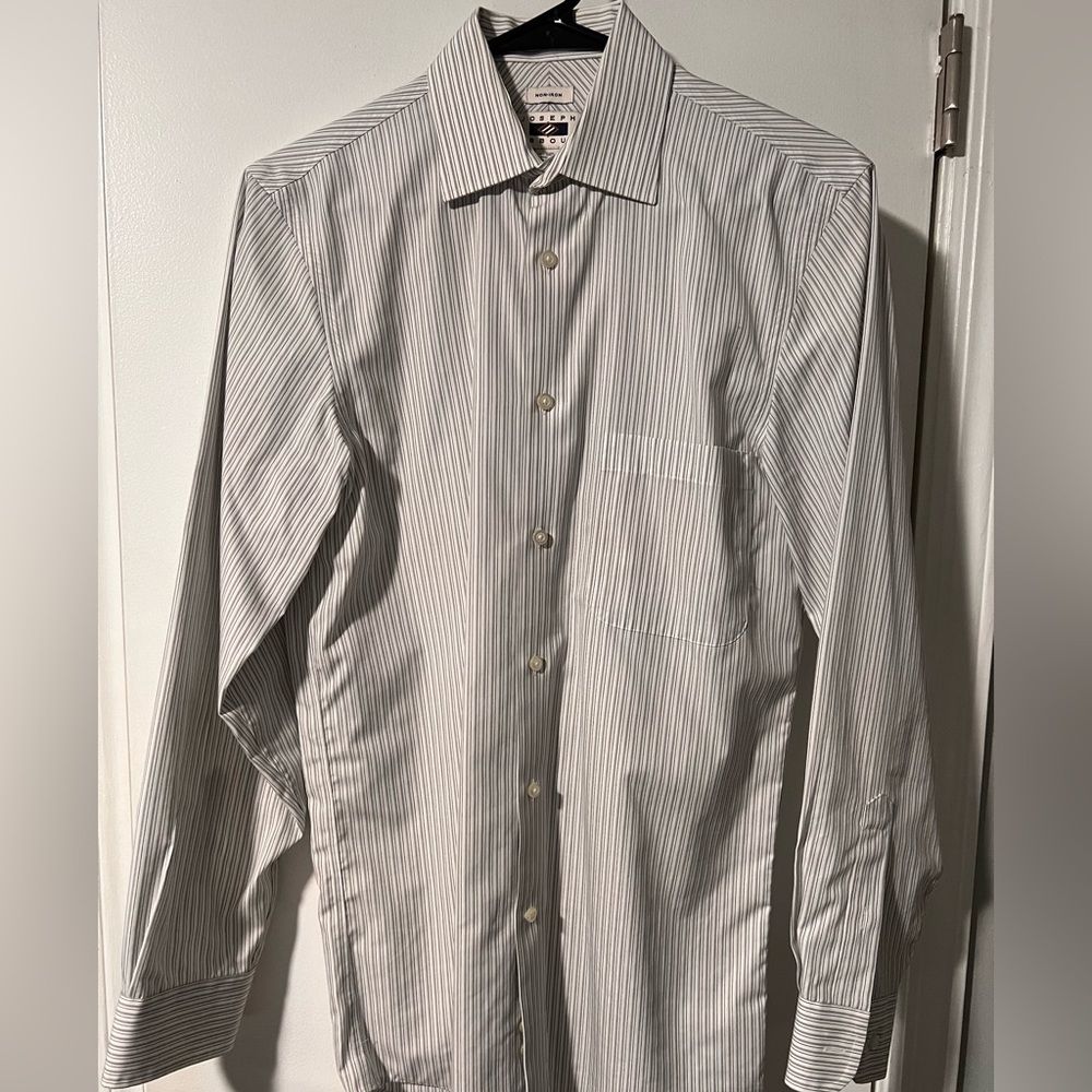 Wht JOSEPH ABBOUD Button down pocketed shirt. Gray/blk stripes. 14.5 neck; 32/33